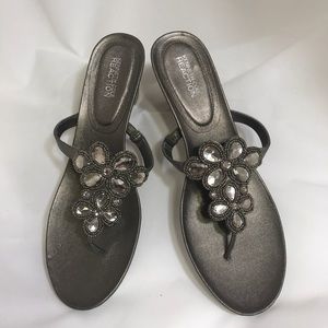 Kenneth Cole Reaction silver jeweled wedge sandal, 9.5M, NWOT